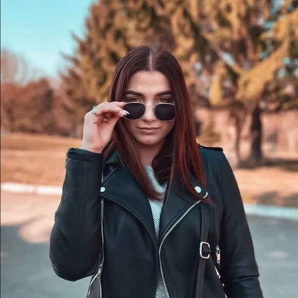 Unisex Retro Gold Frame Sunglasses - Picture 4 of 8